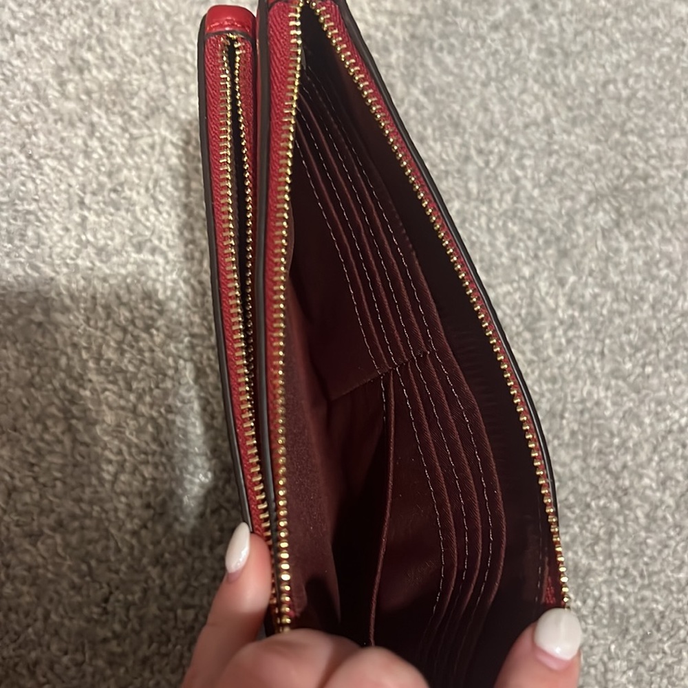 Coach Wristlet/Wallet - Picture 4 of 4